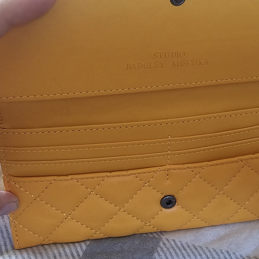 Badgley Mischka Yellow Quilted Crossbody Bag - Picture 5 of 13